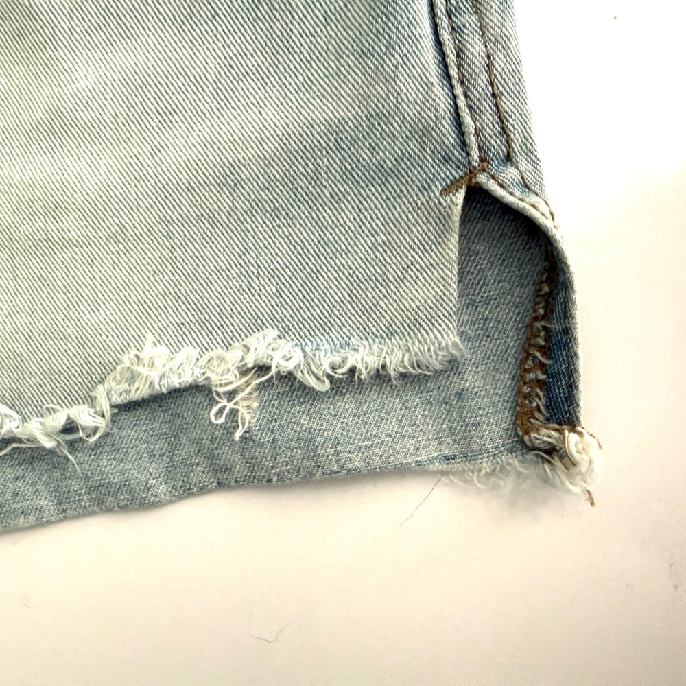 Free People Womens Light Wash Distressed Denim Cut Off Shorts Button Fly Size 27 - Picture 5 of 16